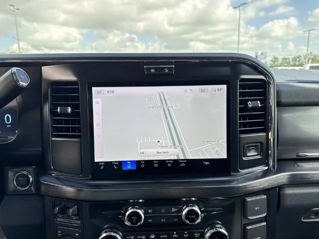 New 2026 Agate Black Metallic Ford F-350® Lariat® image 23