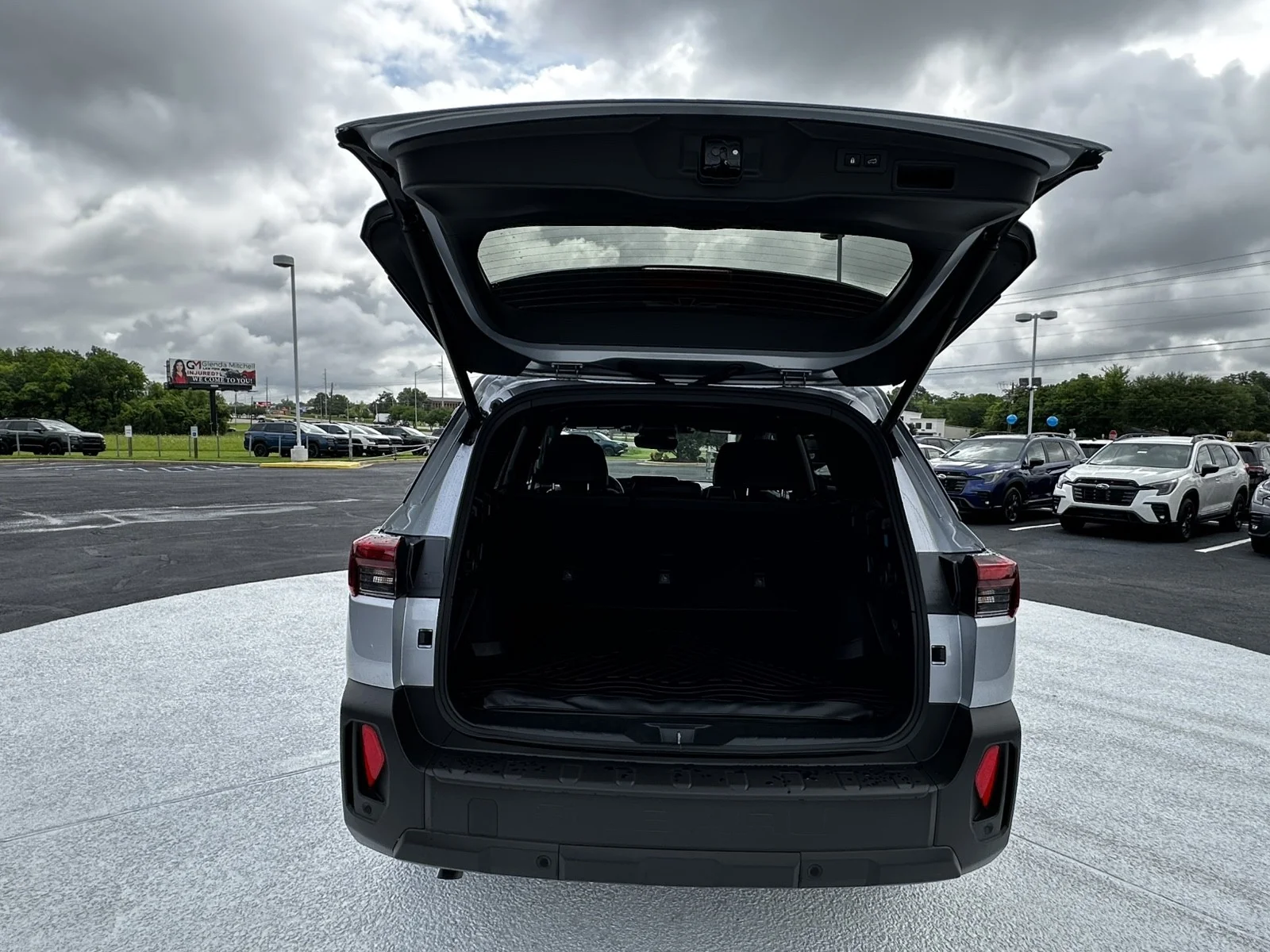 New 2026 ICE SILVER METALLIC Subaru Premium image 9