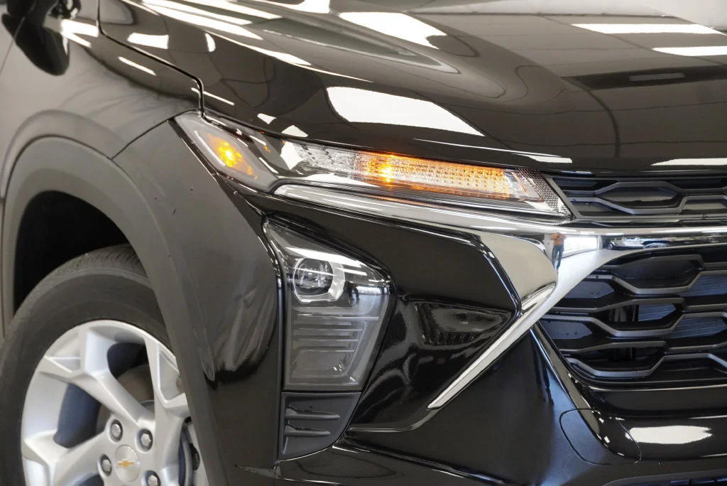 New 2026 Mosaic Black Metallic Chevrolet LS image 9