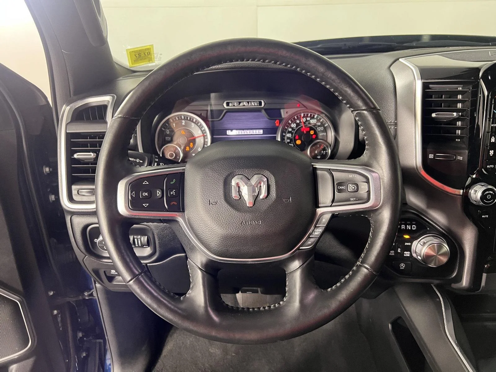 Used 2020 Patriot Blue Pearlcoat Ram Laramie image 21