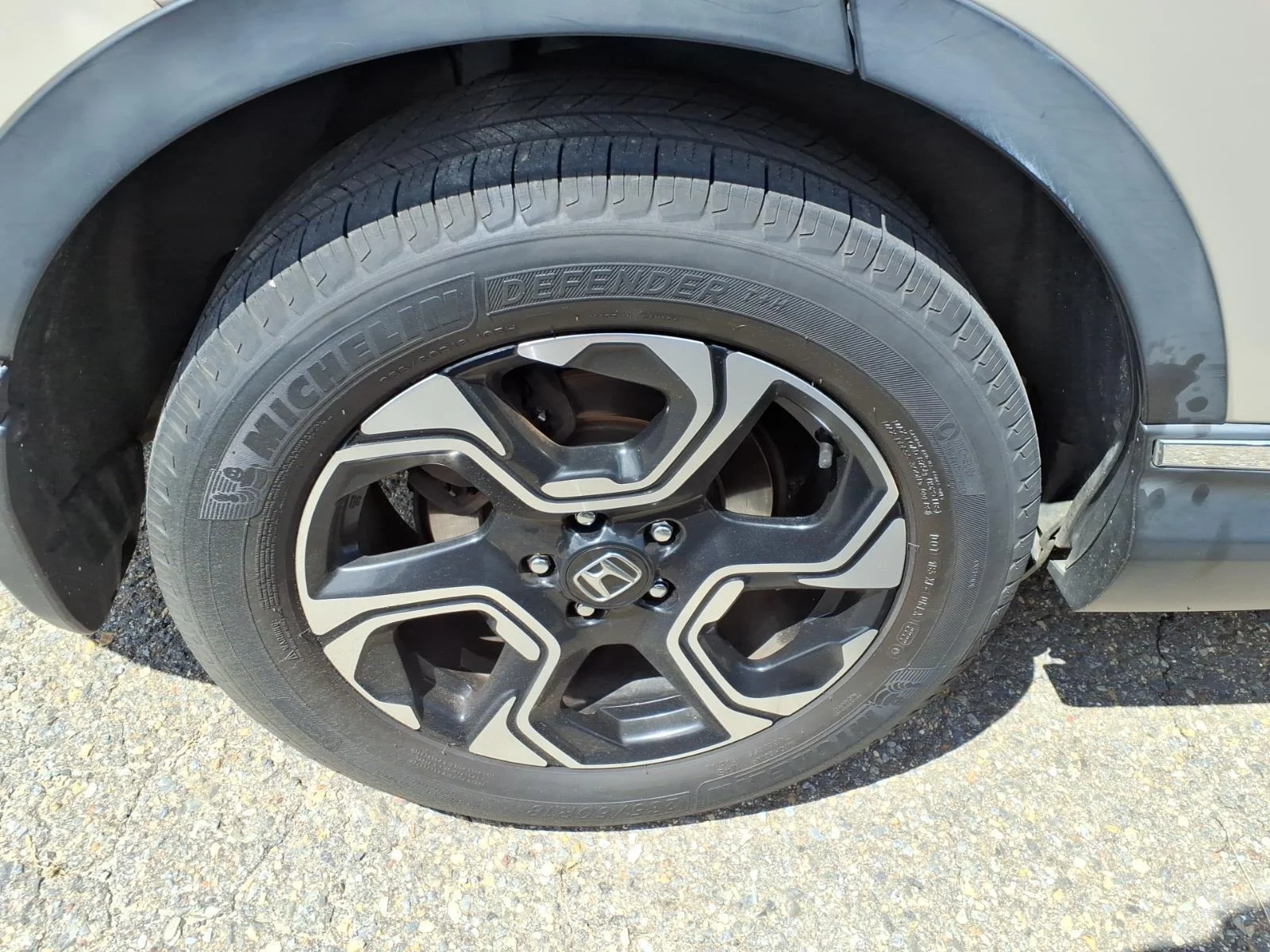 Used 2017 Sandstorm Metallic Honda Touring image 8