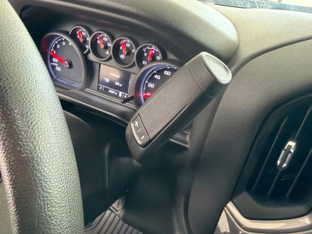 Used 2023 Black Chevrolet Custom image 9