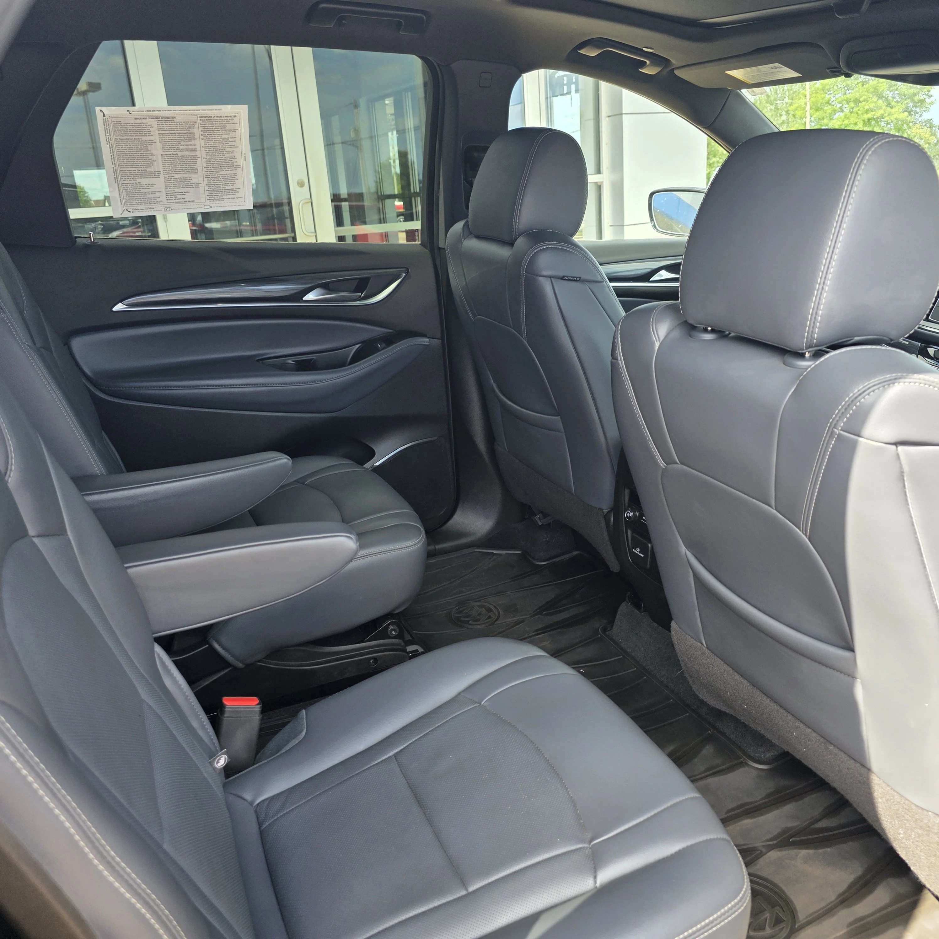 2023 Buick Enclave Essence - Photo 7