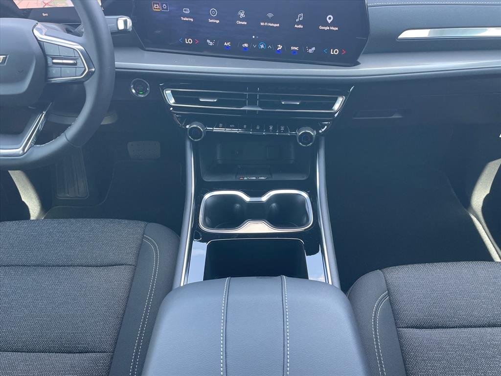 2027 Chevrolet Traverse LT - Photo 17
