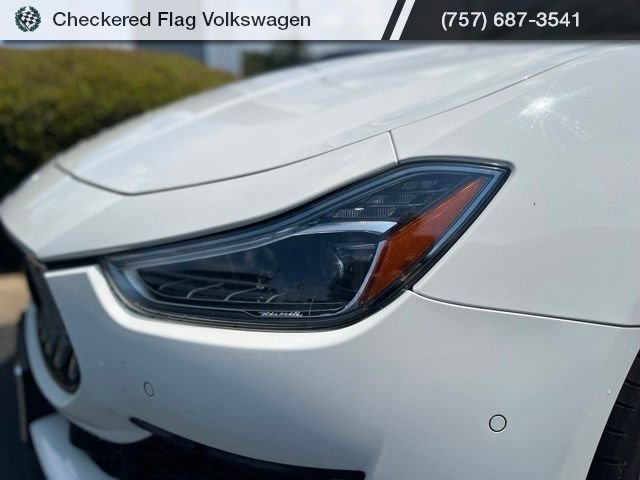 Used 2021 Bianco Maserati S Q4 GranLusso image 12