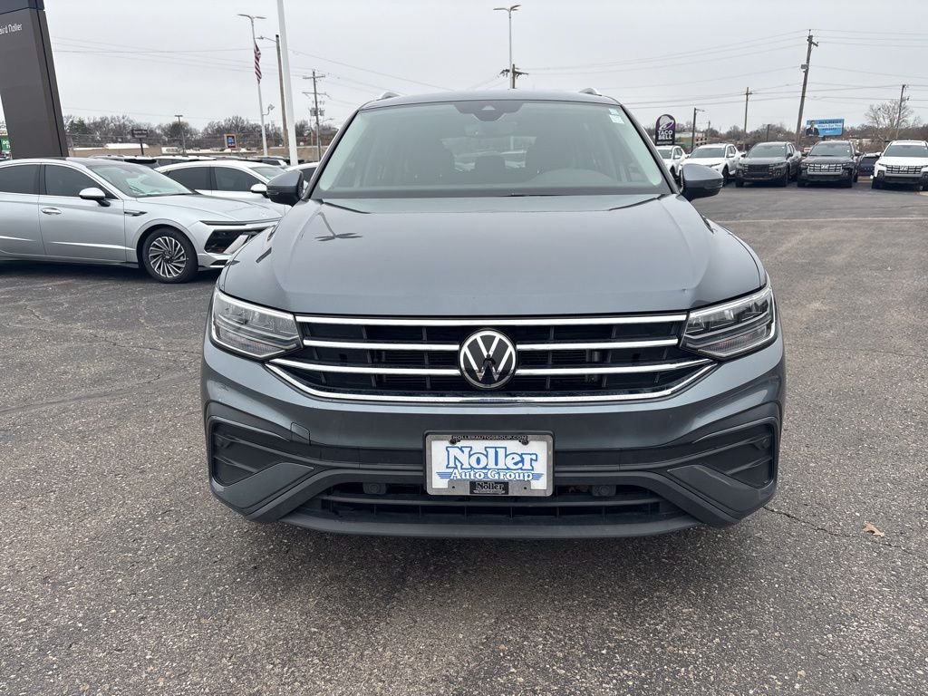 Used 2022 Volkswagen Tiguan SE with VIN 3VV2B7AX6NM048986 for sale in Kansas City