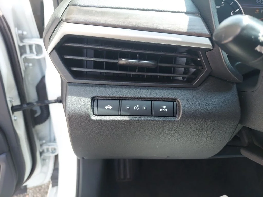 Certified Used 2025 White Nissan 2.5 SV image 19