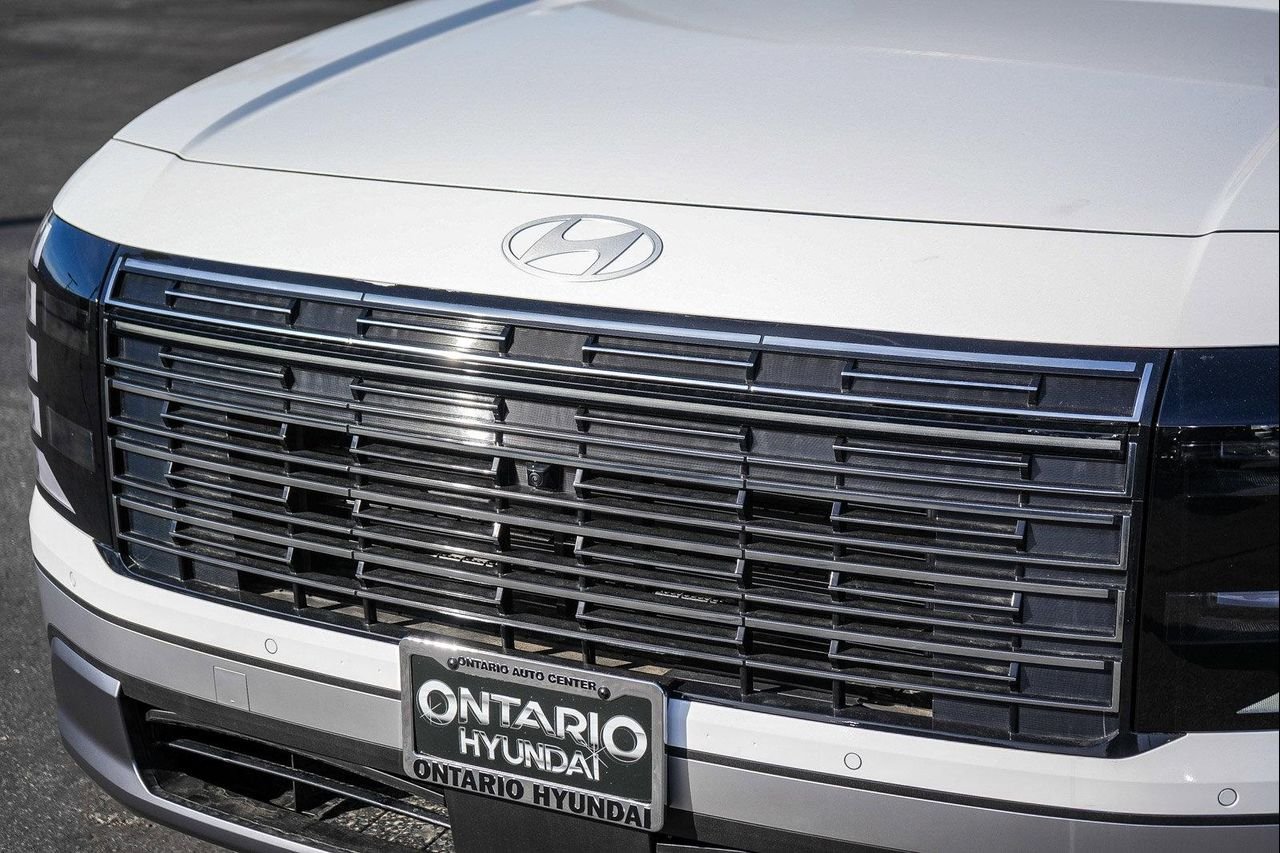 New 2026 White Hyundai SEL Premium image 34