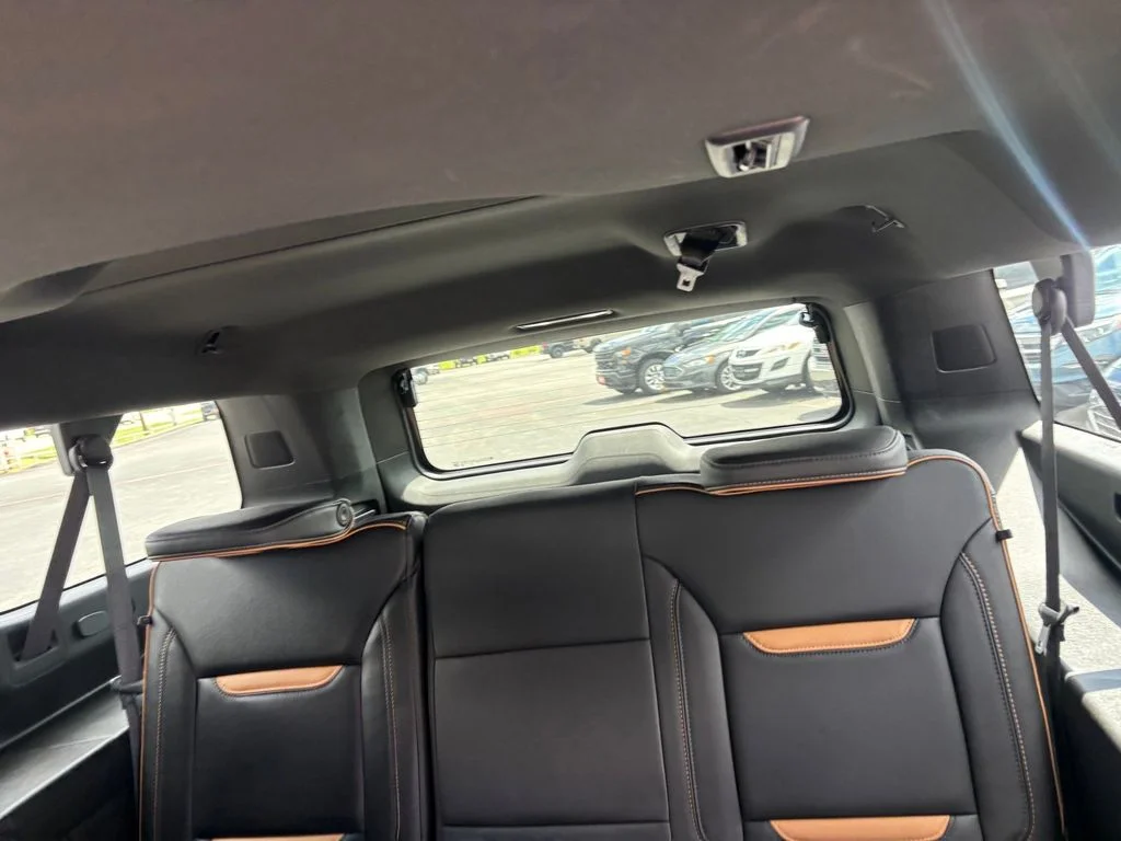 Used 2022 Black GMC AT4 image 26