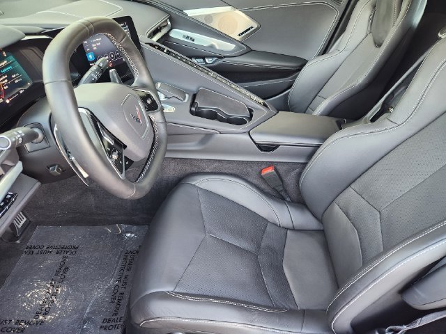 Used 2023 RED MIST METALLIC TINTCOAT Chevrolet 2LT image 4