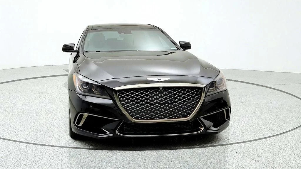 Used 2018 Victoria Black Genesis 3.3T Sport RWD image 2