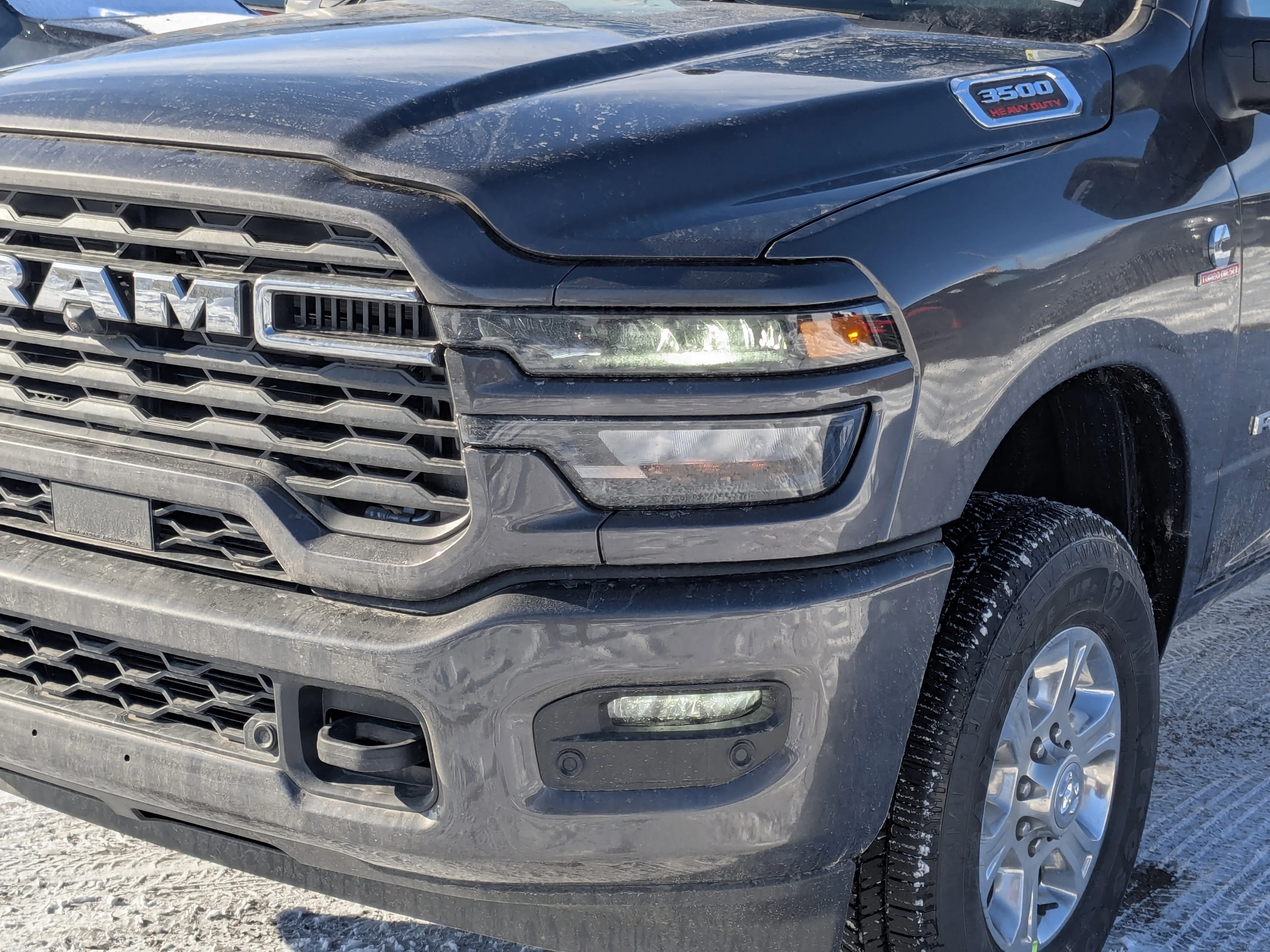 New 2026 Grey RAM Big Horn - - 6.7L Cummins HO Diesel - Big Horn Level 2 Plus Grp - Sport Appearance Pkg - 5th Wheel/G image 9