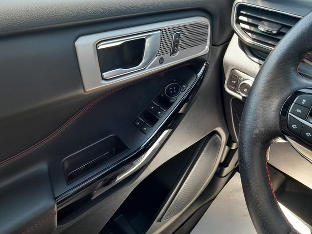 Used 2023 Gray Ford ST-Line image 38
