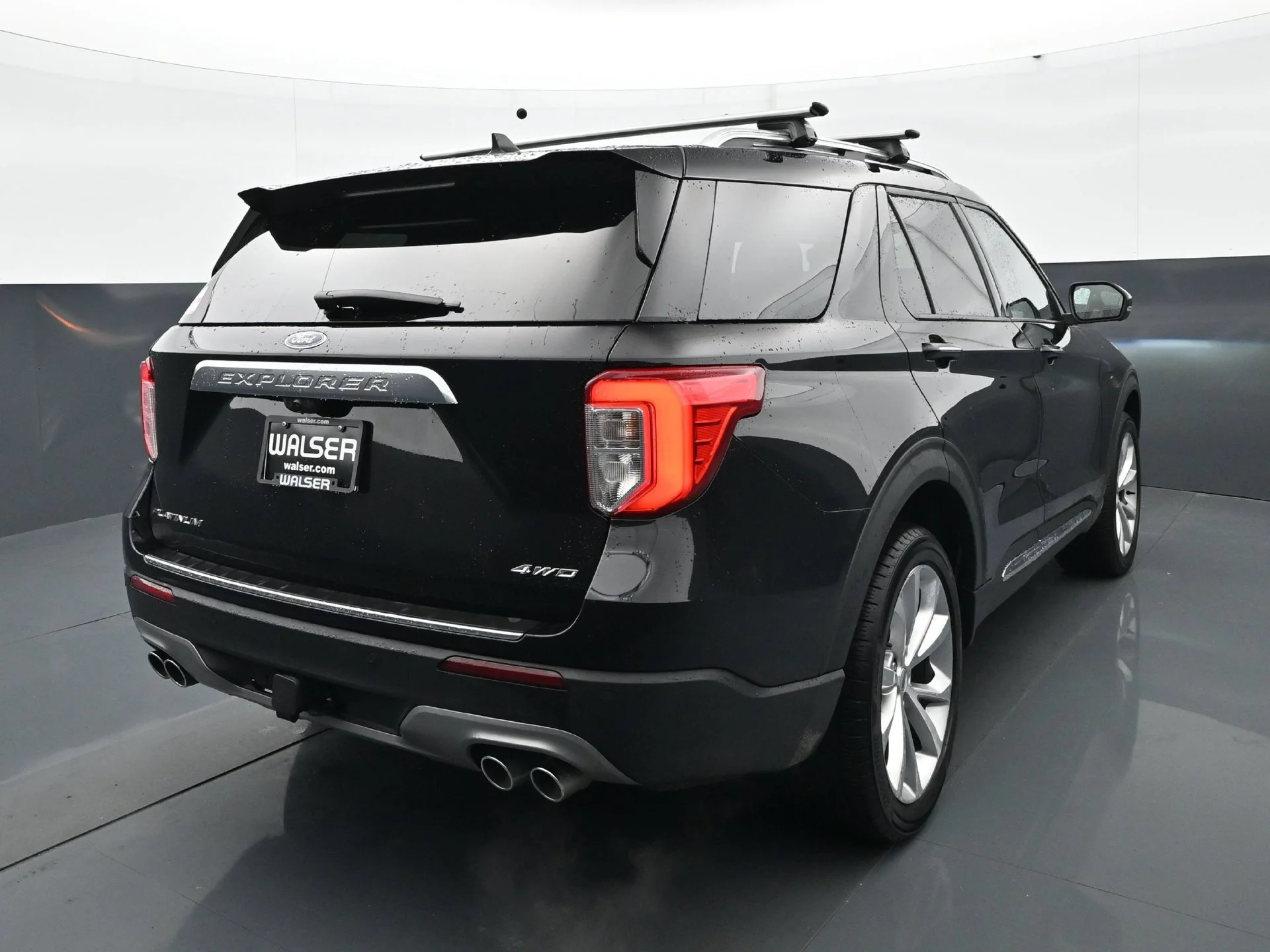 Used 2022 Black Ford Platinum image 6