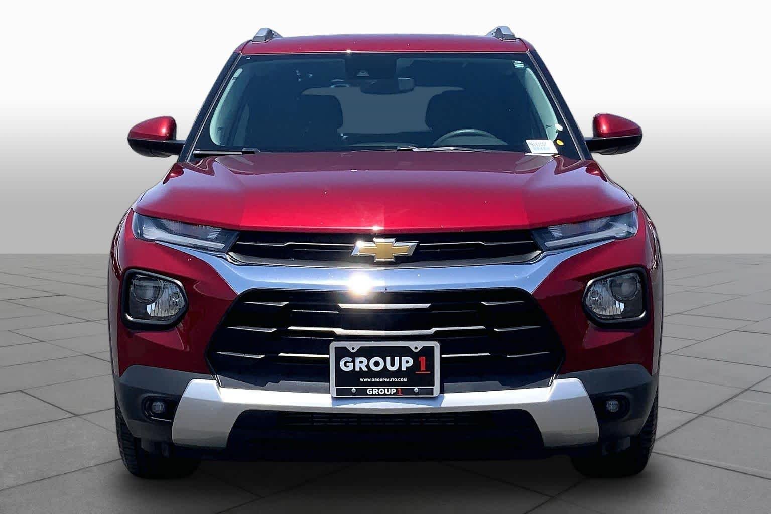 Used 2023 Crimson Metallic Chevrolet LT image 4