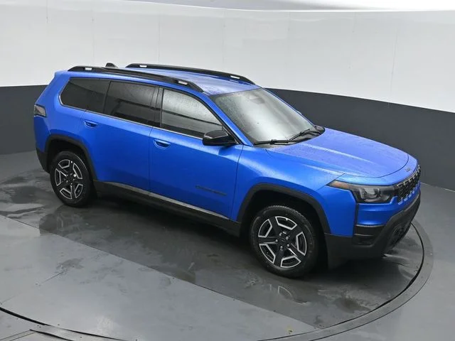 New 2026 Hydro Blue Pearl-Coat Exterior Paint Jeep Laredo image 30