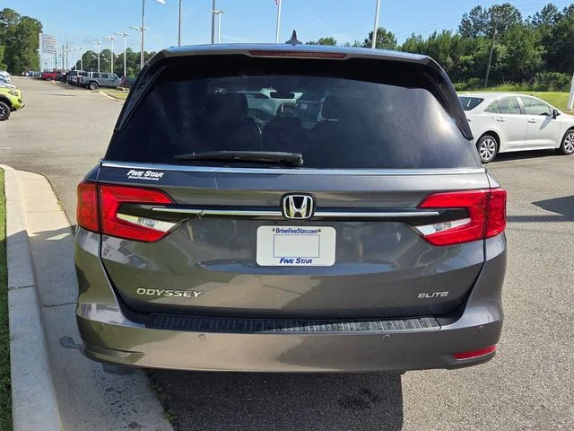 Used 2023 Gray Honda Elite image 10