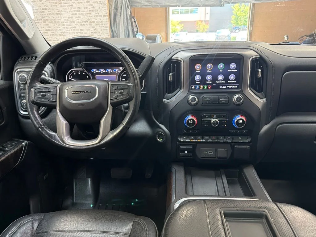 Used 2020 White Frost Tricoat GMC Denali image 16