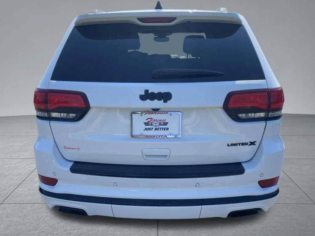 Used 2021 White Jeep Limited X image 12