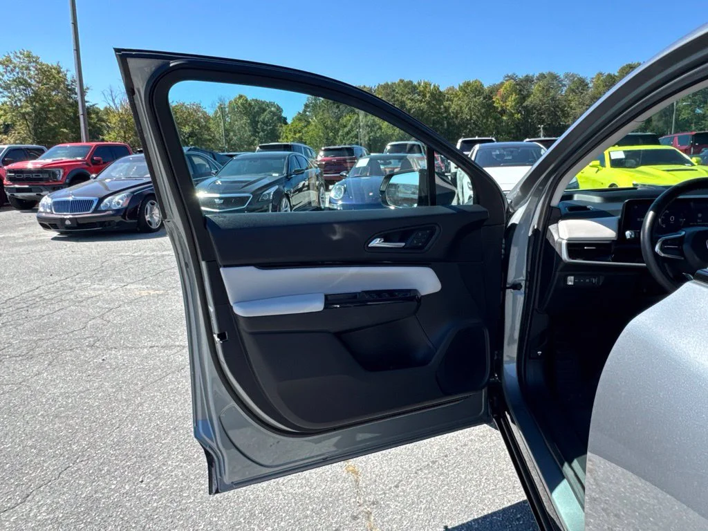 Used 2024 Gray Honda Elite image 23