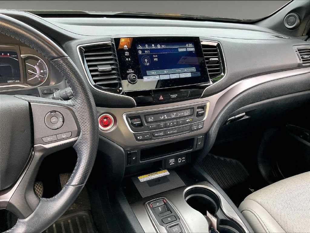 Used 2023 Platinum White Honda EX-L image 17