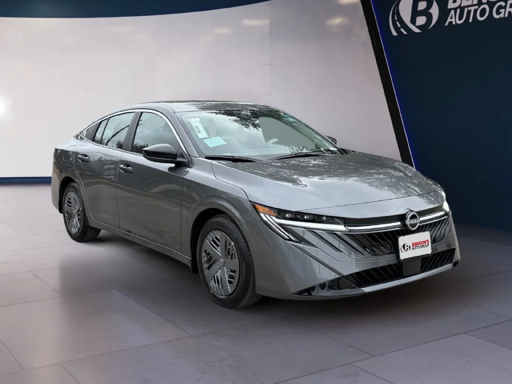 New 2027 Gray Nissan S image 7
