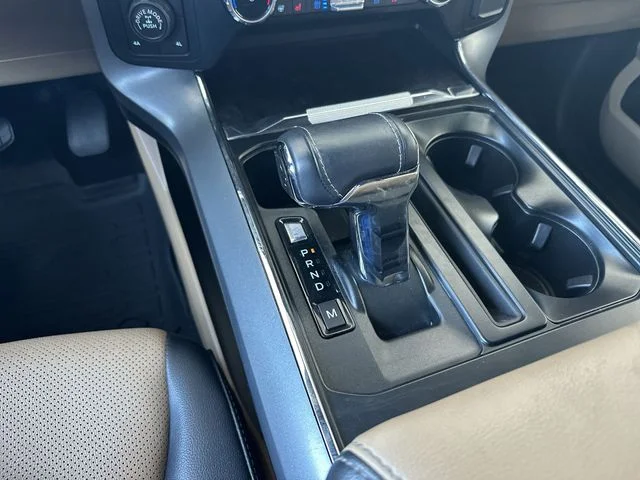 Used 2022 White Ford Lariat image 21
