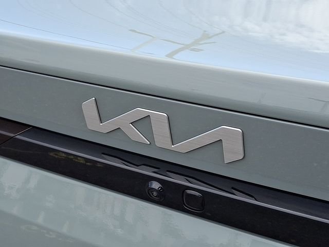 Used 2025 Gray Kia LXS image 31