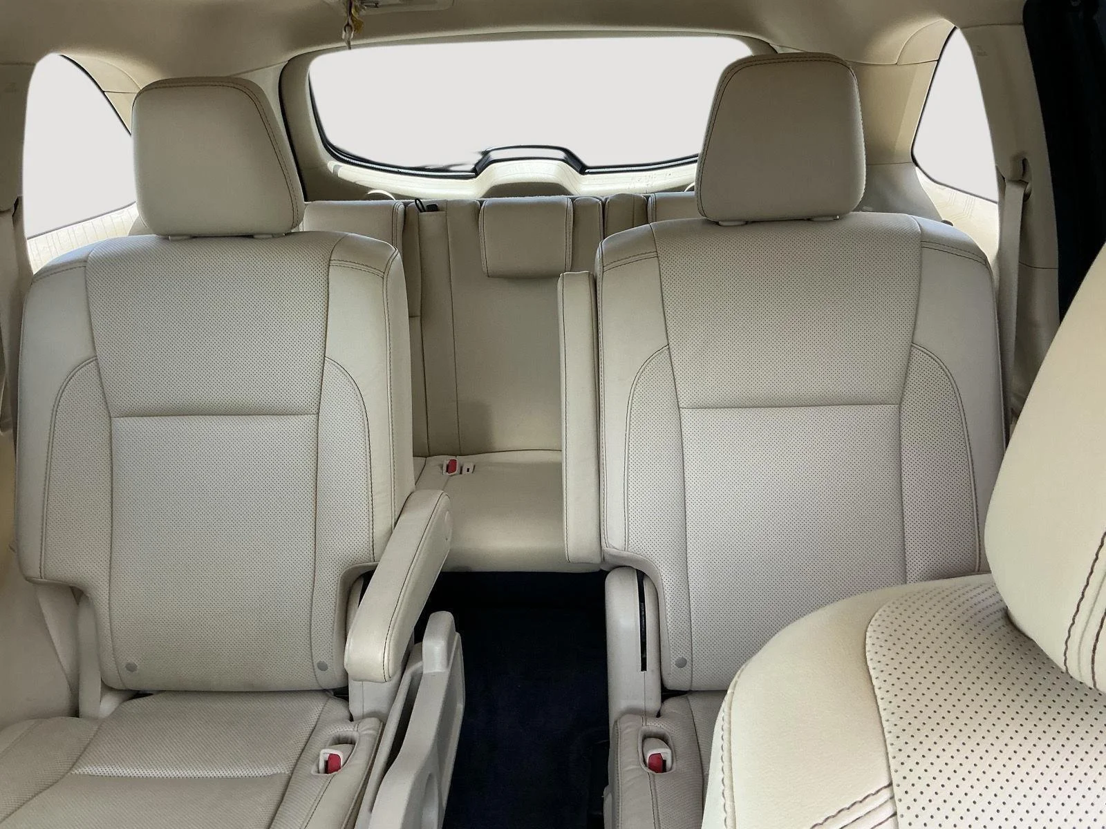 Used 2016 Blizzard Pearl TOYOTA Limited image 7