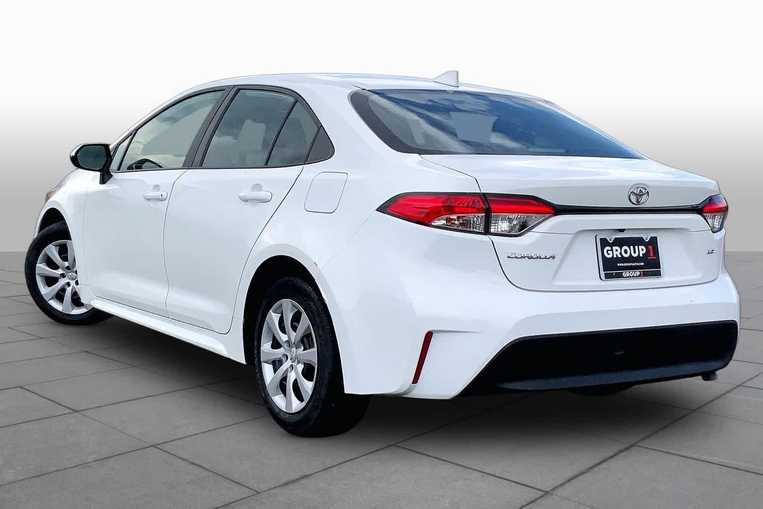 Used 2024 Ice Cap Toyota LE image 12