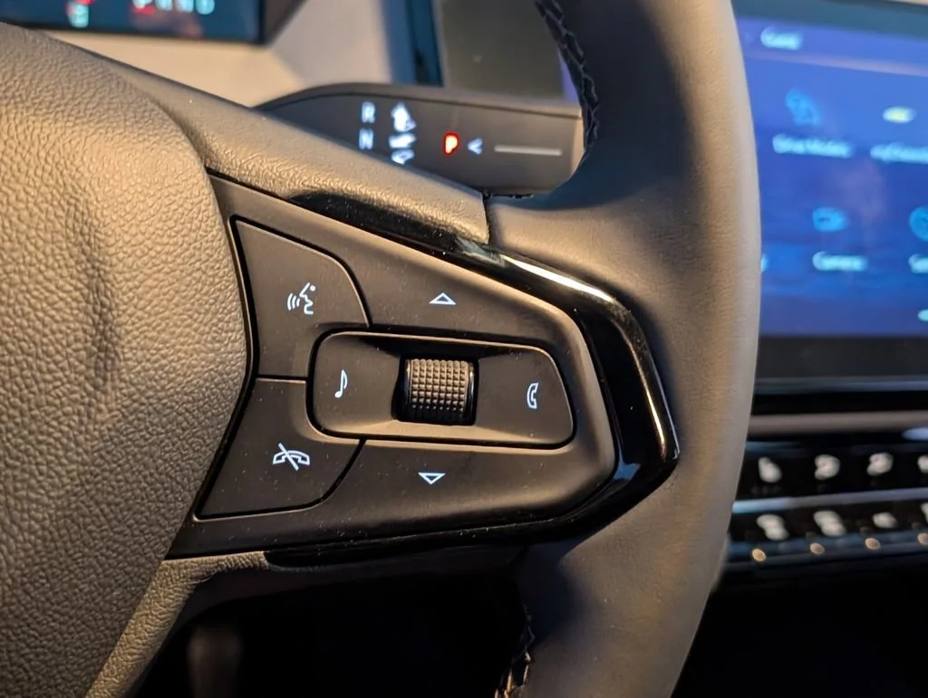 New 2027 Marina Blue Metallic Chevrolet LT image 13