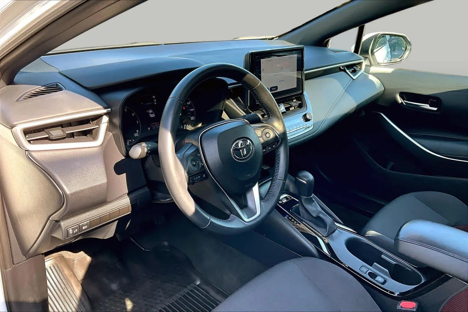 Certified Used 2024 Ice Cap Toyota SE image 17