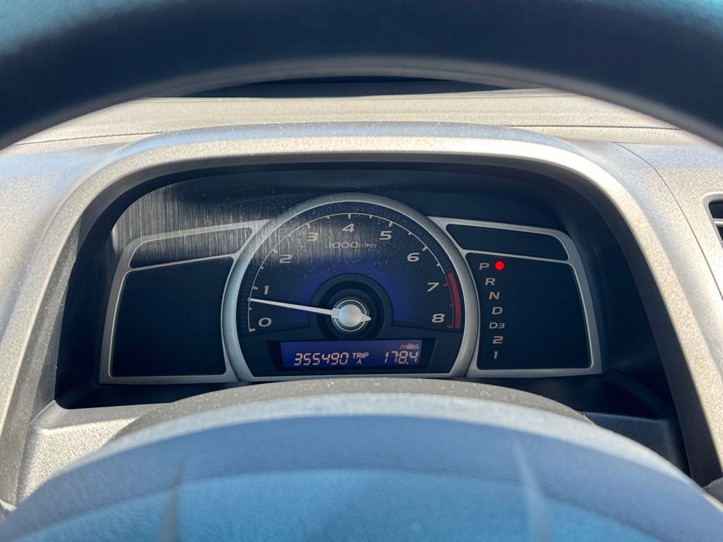 Used 2007 Alabaster Silver Metallic Honda LX image 13