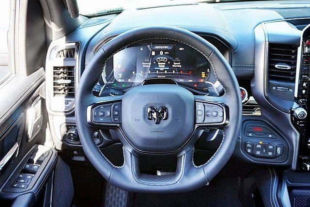 New 2026 Diamond Black Crystal Pearl-Coat Exterior Paint RAM RHO image 30