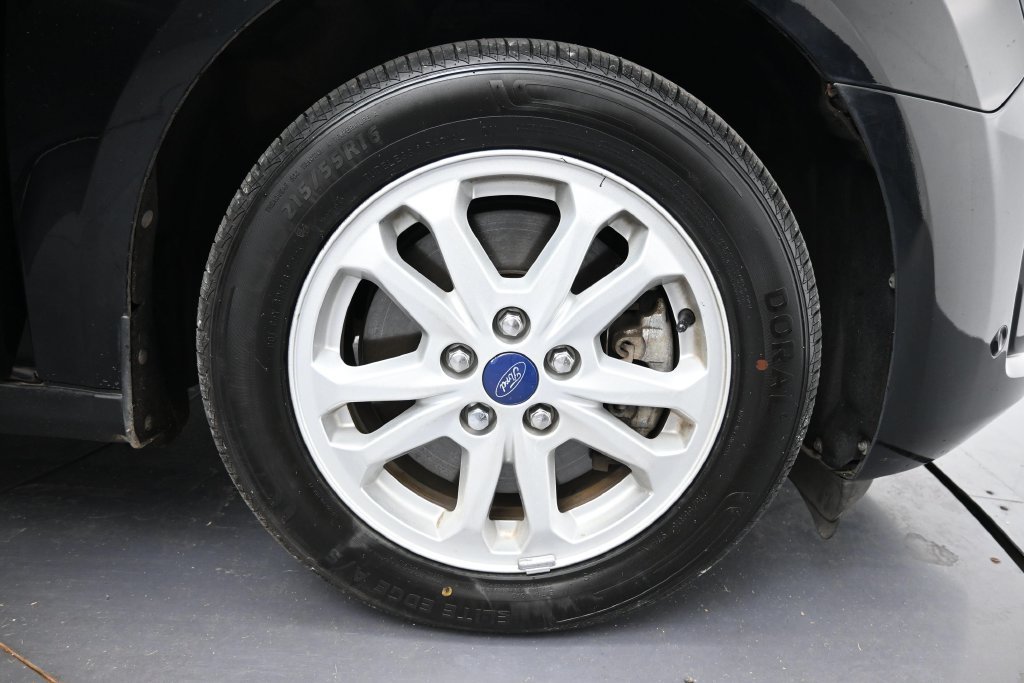 Used 2019 Shadow Black Ford XLT image 34