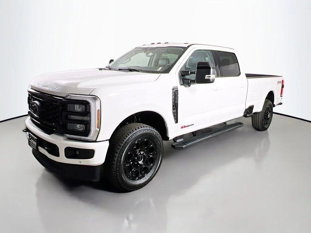New 2026 Star White Metallic Tri-Coat Ford Lariat image 5