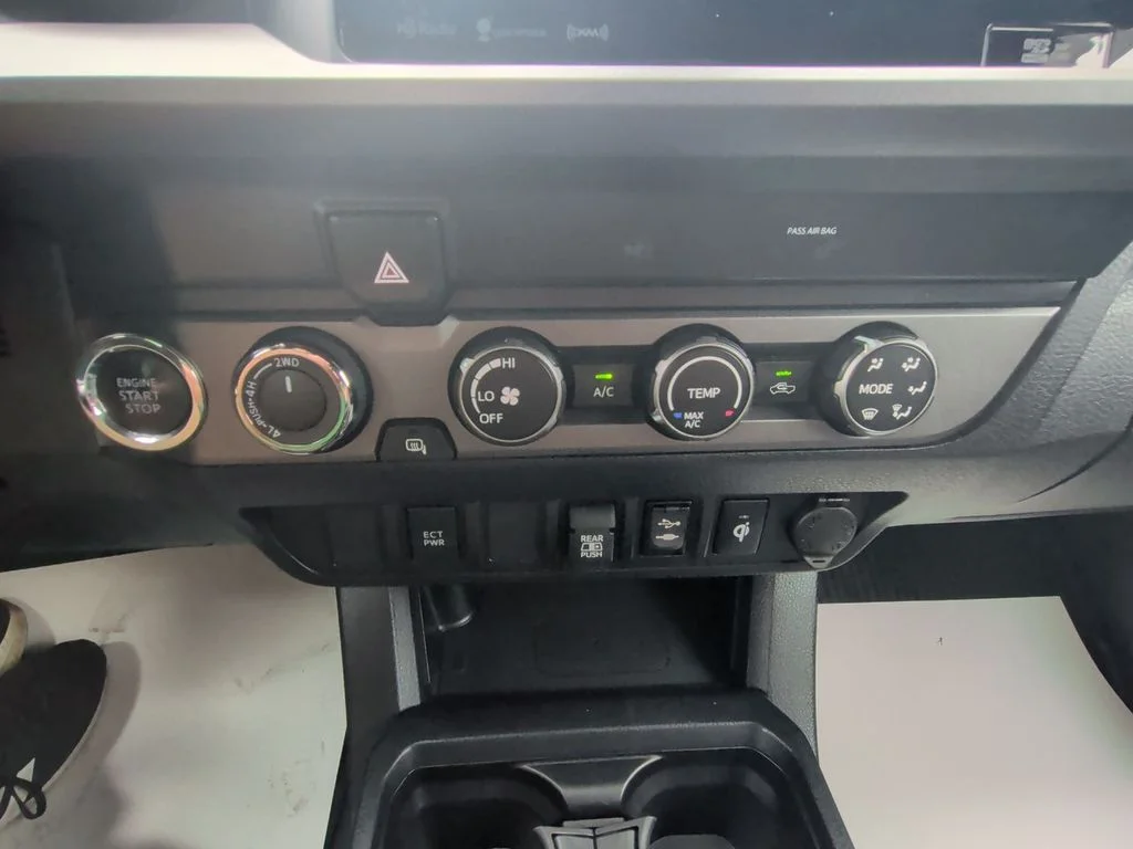 Used 2019  Toyota TRD Off-Road image 19