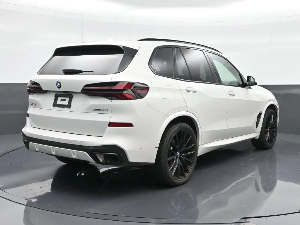 2025 BMW X5 40i - Photo 5