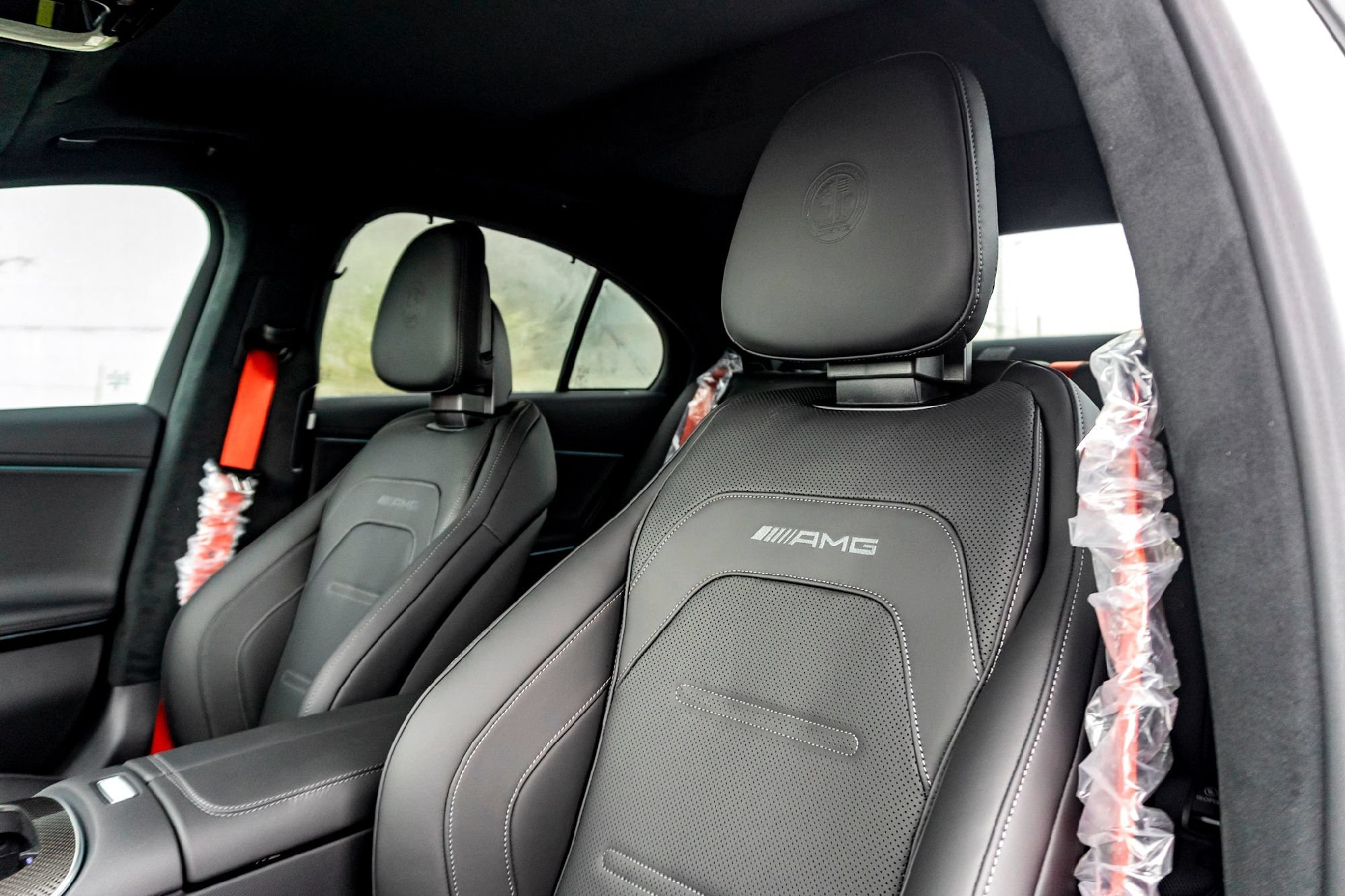 New 2026 MANUFAKTUR Moonlight White Metallic Mercedes-Benz AMG® E 53 E 4MATIC+ Sedan image 33