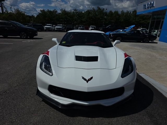 Used 2019 White Chevrolet Grand Sport image 8