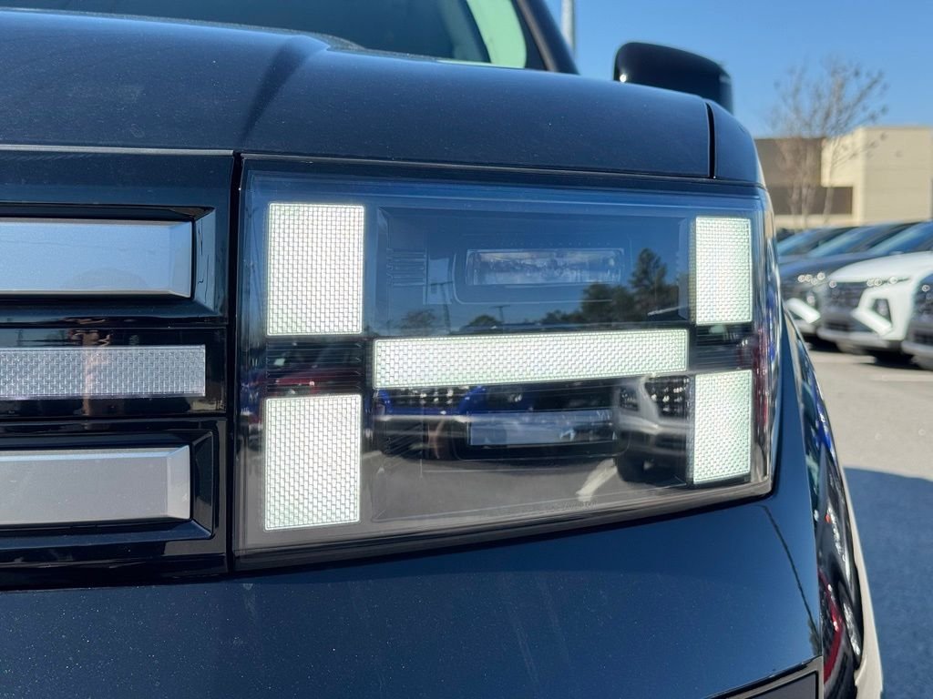 Certified Used 2026 Black Hyundai SEL image 8
