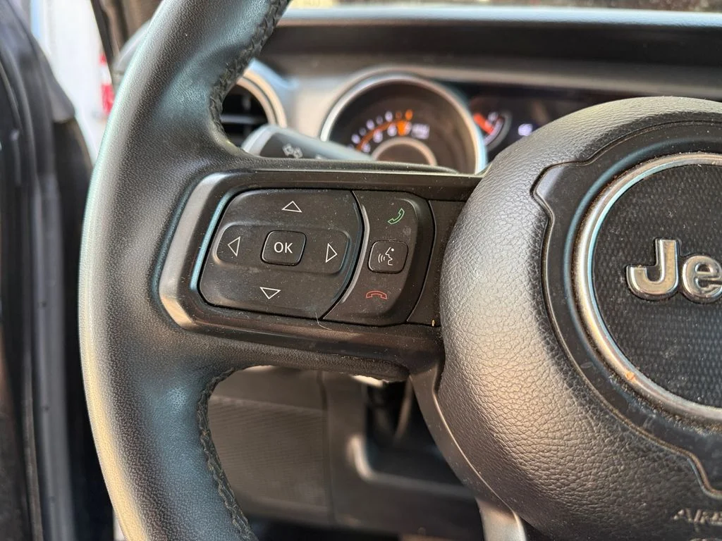 Used 2023 Black Jeep Sport S image 24