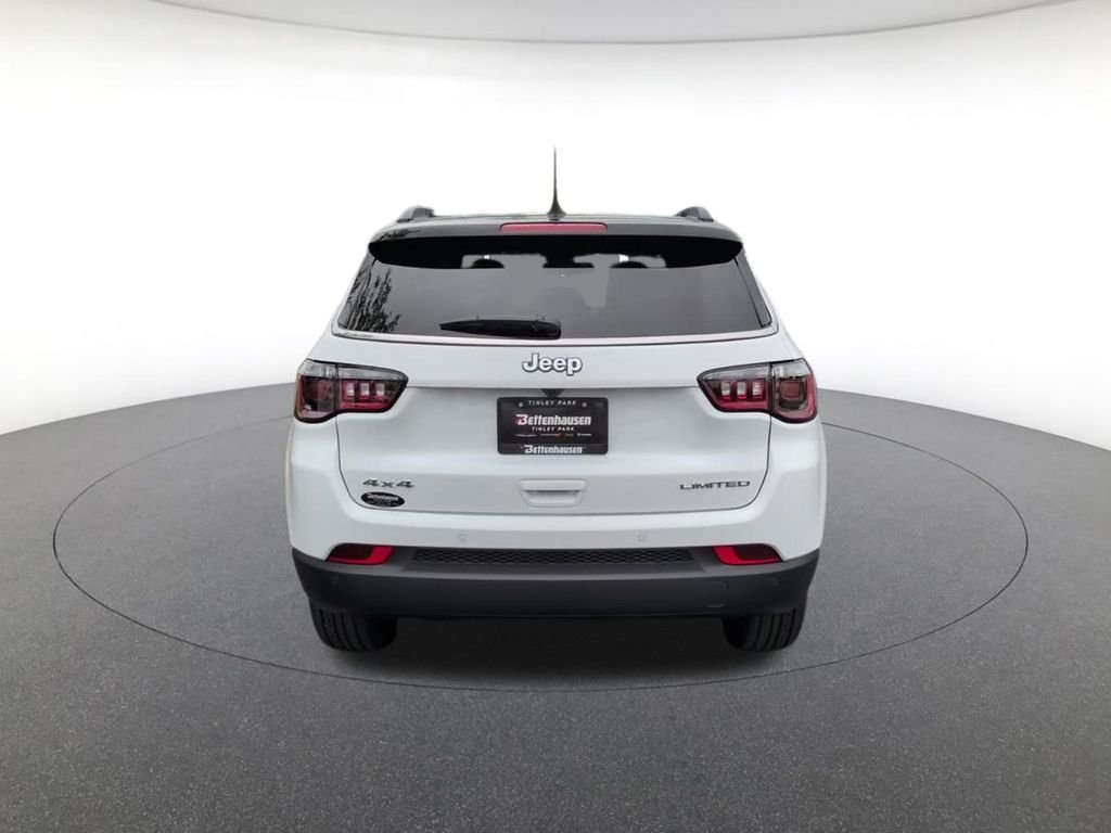 New 2026 Bright White Clear-Coat Exterior Paint Jeep Limited image 8