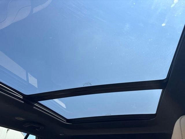 Used 2023 Black Jeep Limited image 4