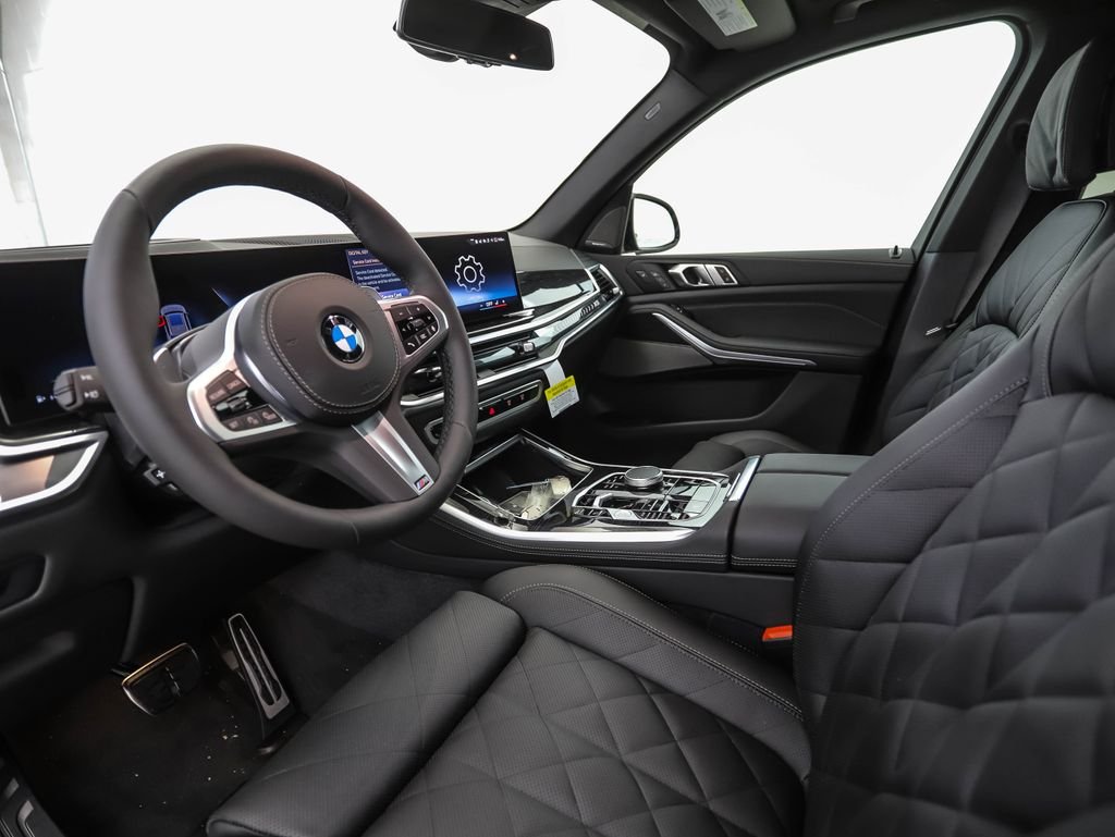 New 2026 Gray Metallic BMW xDrive40i image 10