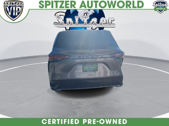 Used 2022  Toyota XSE image 8