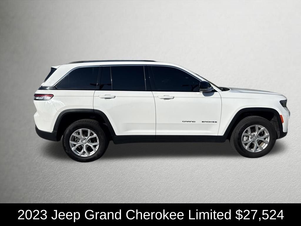 Used 2023  Jeep Limited image 2