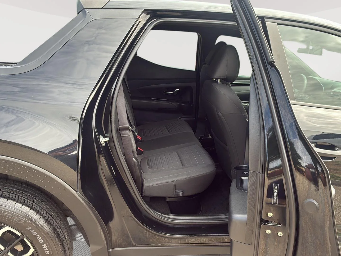 Used 2022 Phantom Black Hyundai SEL image 20