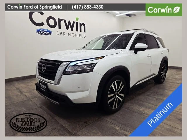 2025 Nissan Pathfinder Platinum 4WD's photo