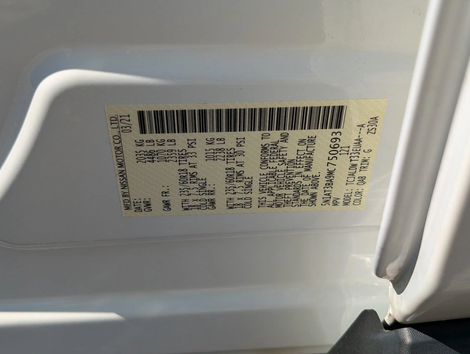 Used 2021 Pearl White Tricoat Nissan SV image 14